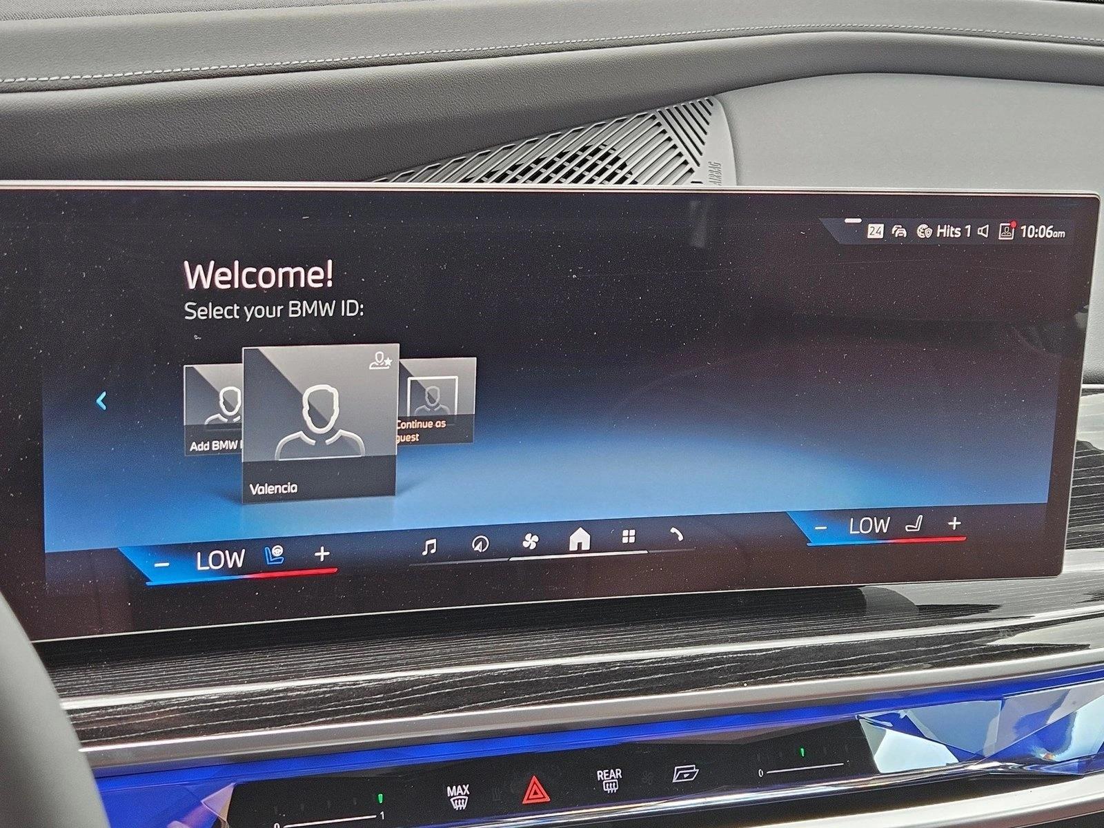 2025 BMW i7 60 - Photo 11