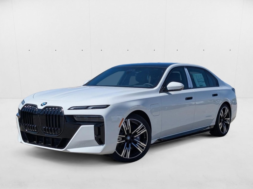 New 2025 BMW 750e xDrive Sedan
