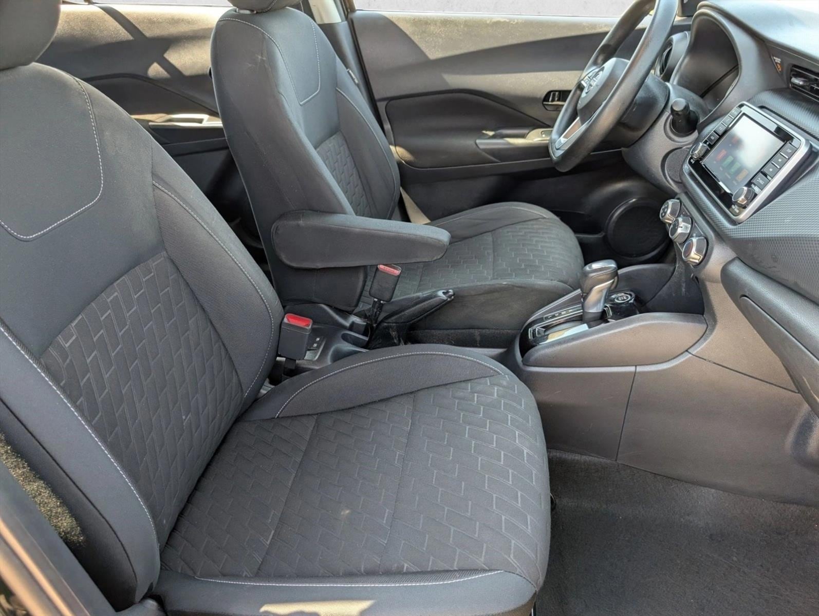 2022 Nissan Kicks S - Photo 19