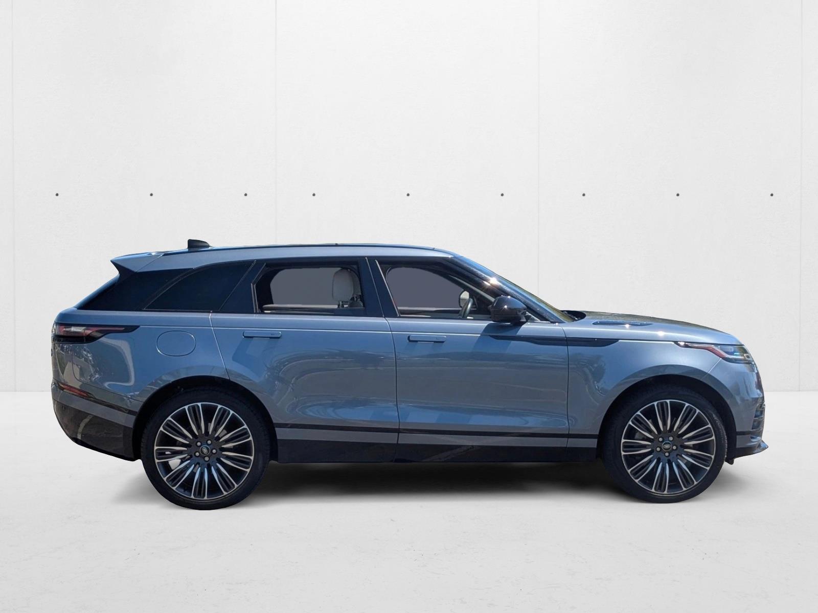 2023 Land Rover Range Rover Velar R-Dynamic S photo 4