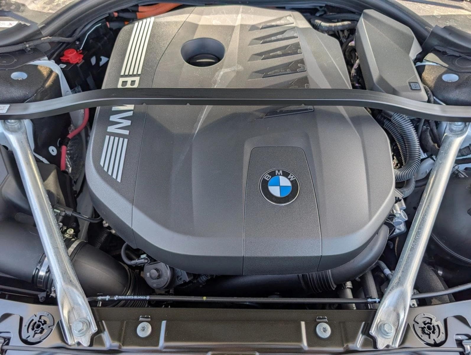 2026 BMW 7 Series 750e - Photo 25