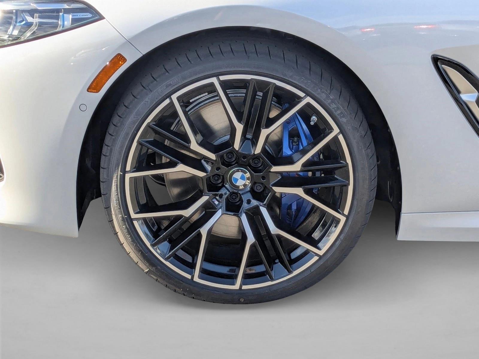 2026 BMW 8 Series 840i - Photo 10