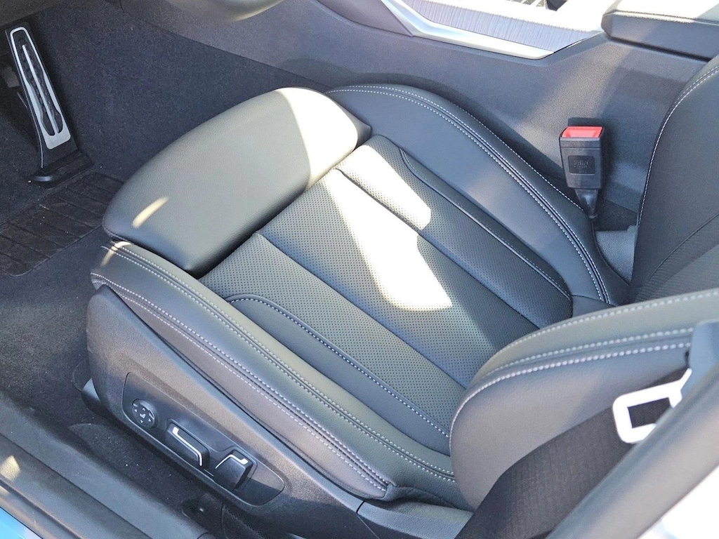 New 2026 BMW 330i Sedan