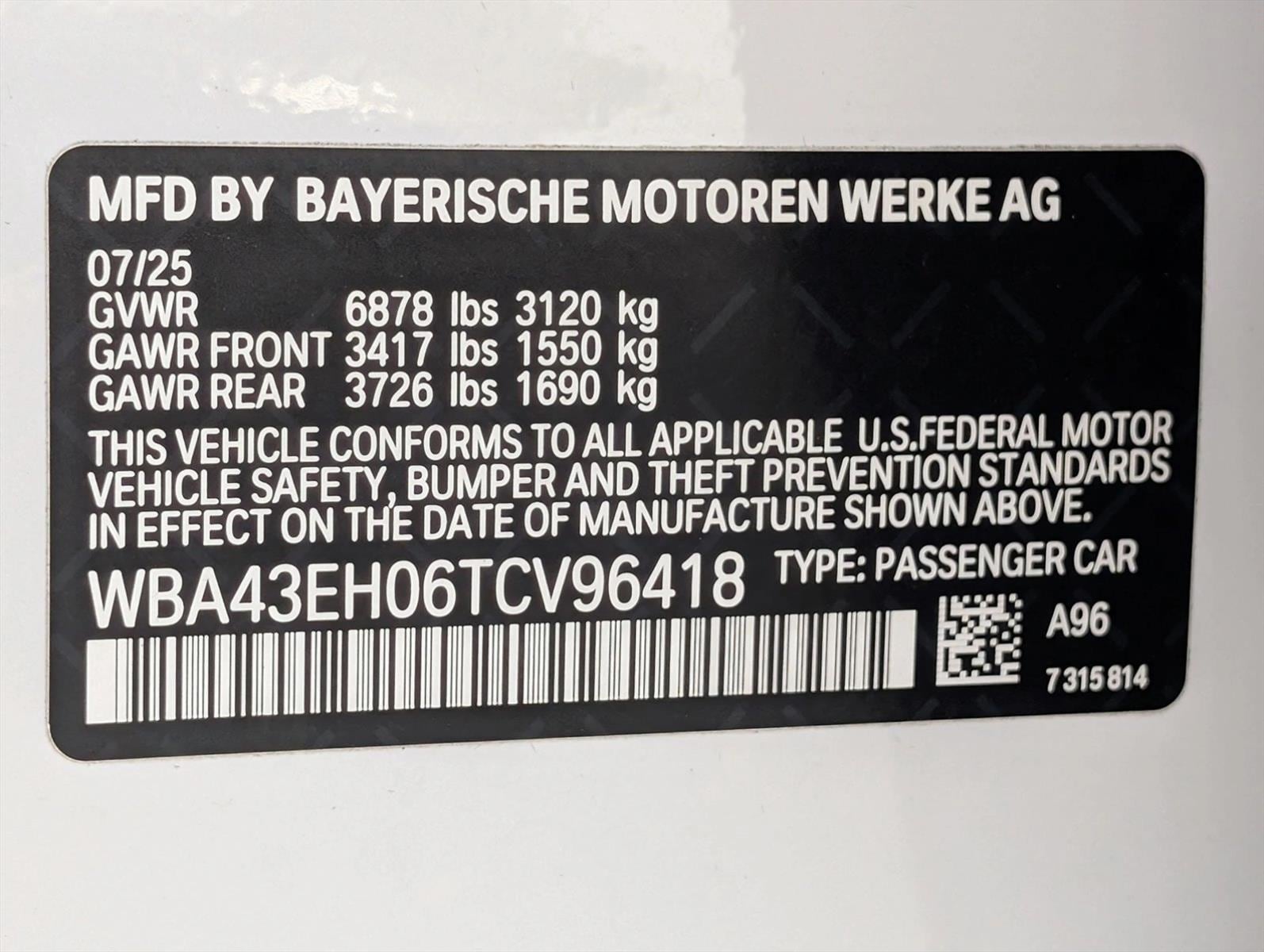 2026 BMW 7 Series 750e - Photo 27