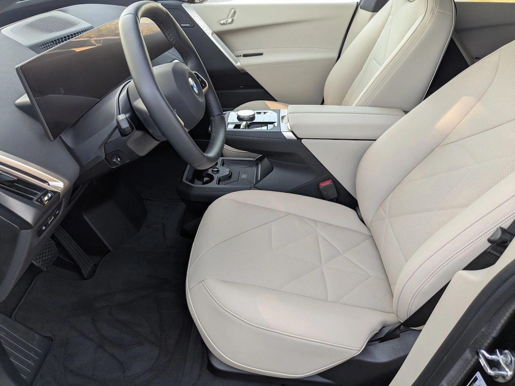 New 2026 BMW iX xDrive60 SUV