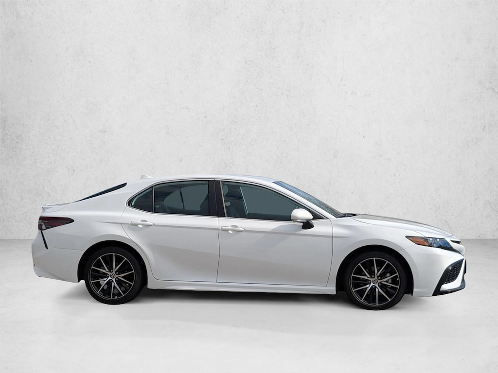 Used 2024 Toyota Camry SE Sedan