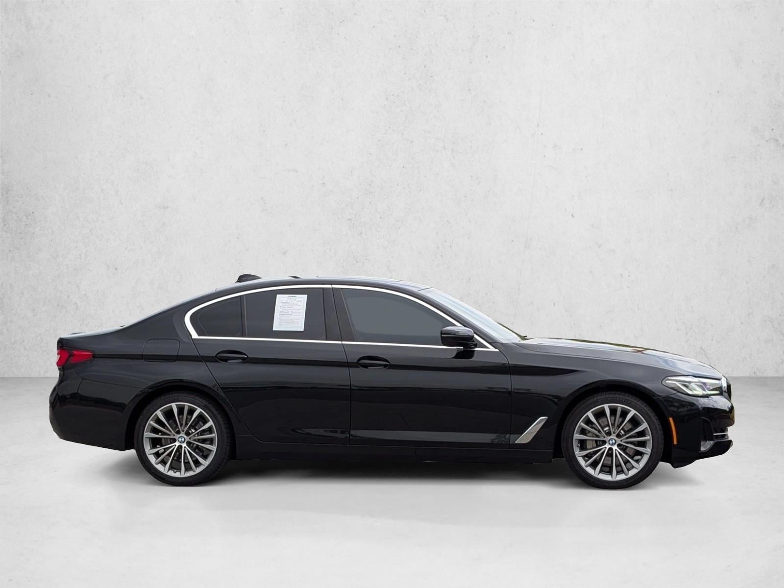 2023 BMW 5 Series 530i - Photo 4