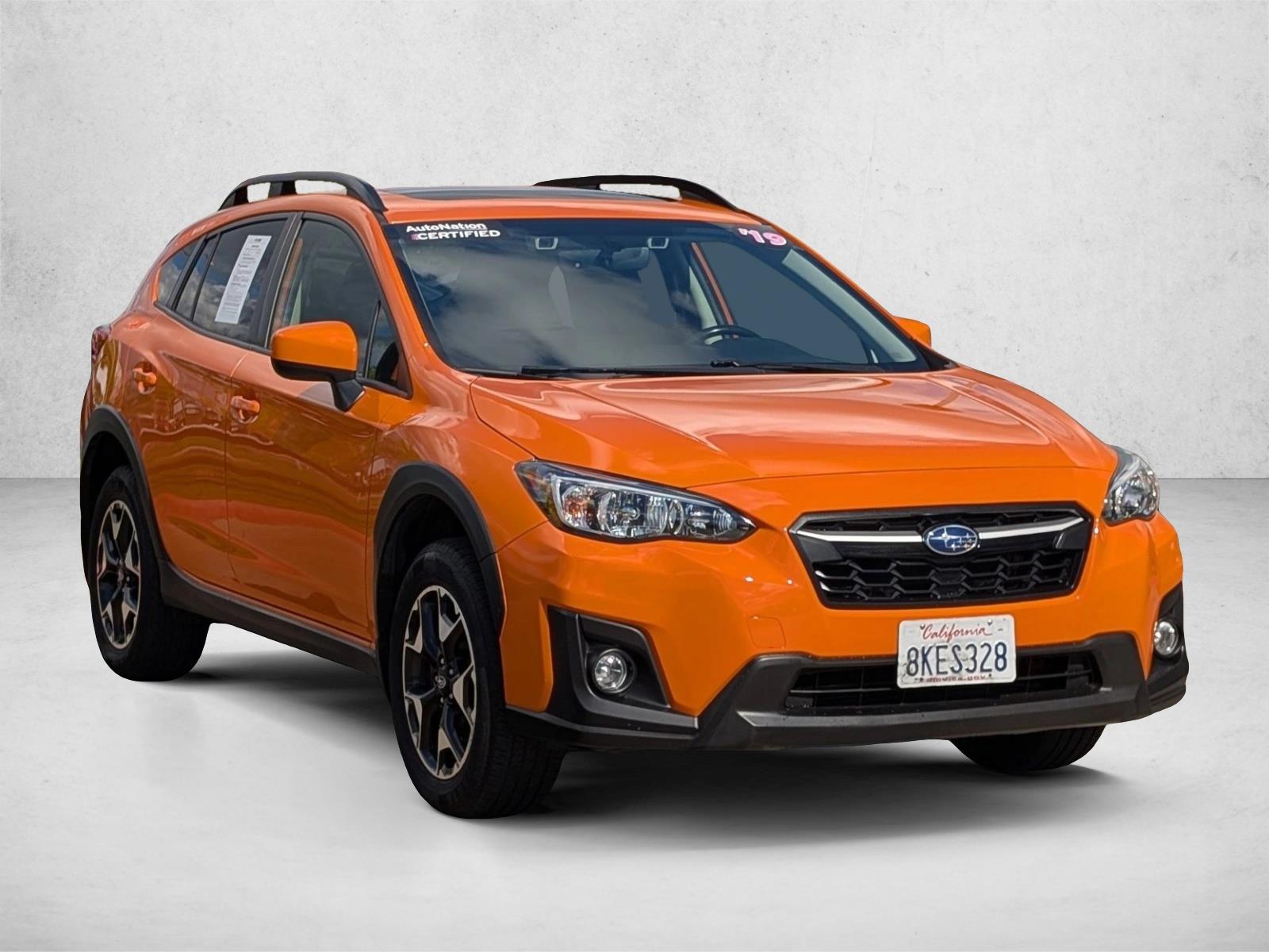 2019 Subaru Crosstrek 2.0i Premium photo 3