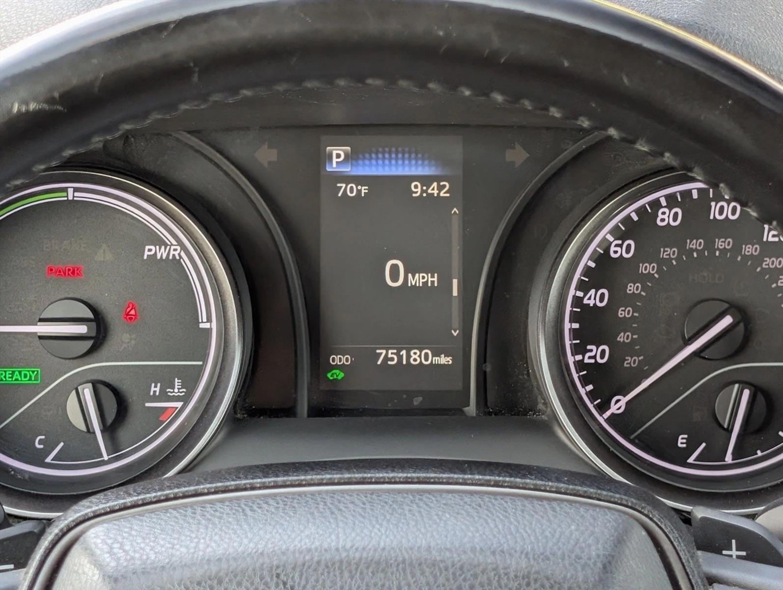 2021 Toyota Camry SE - Photo 13