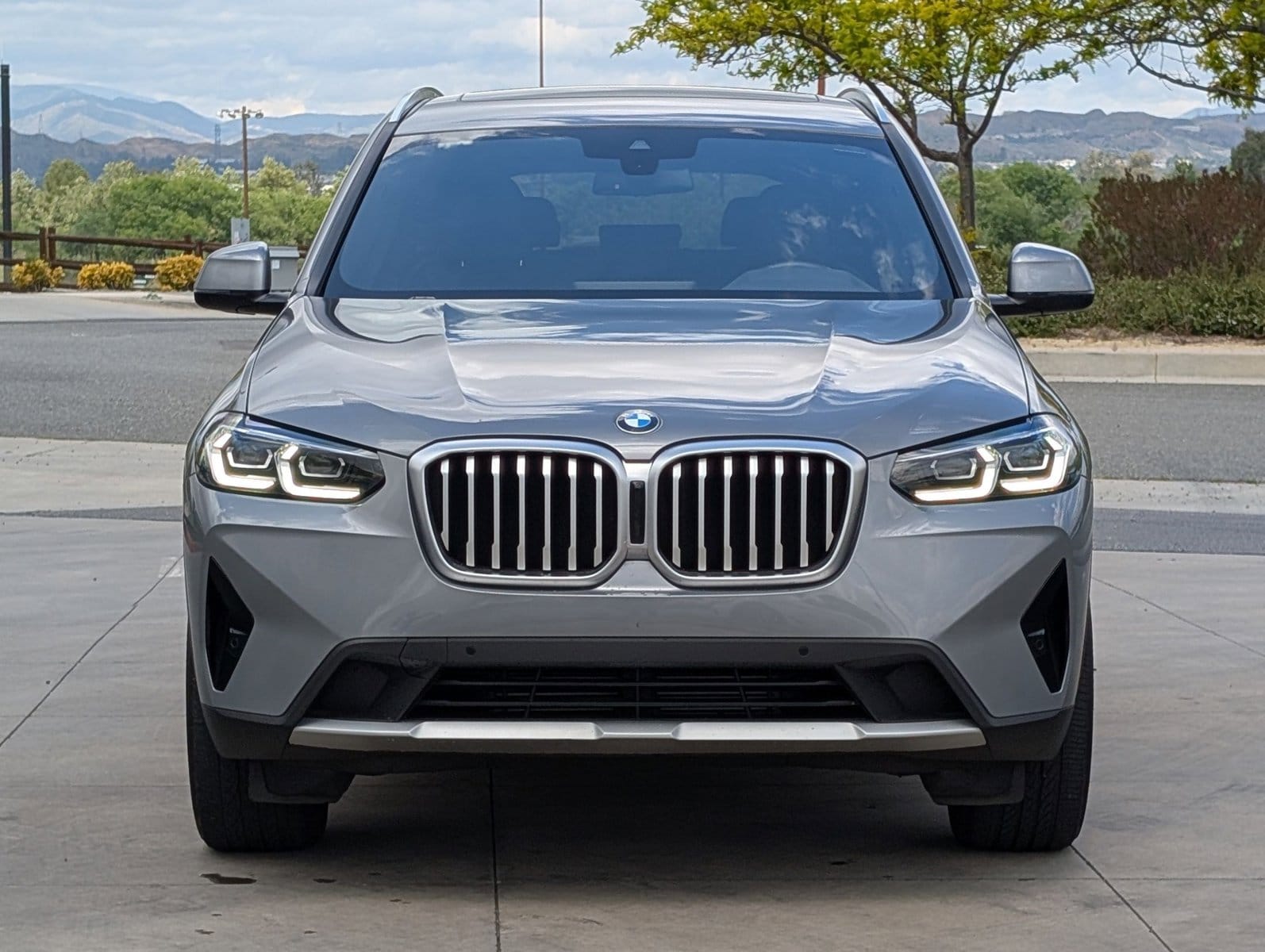 2023 BMW X3 sDrive30i photo 2