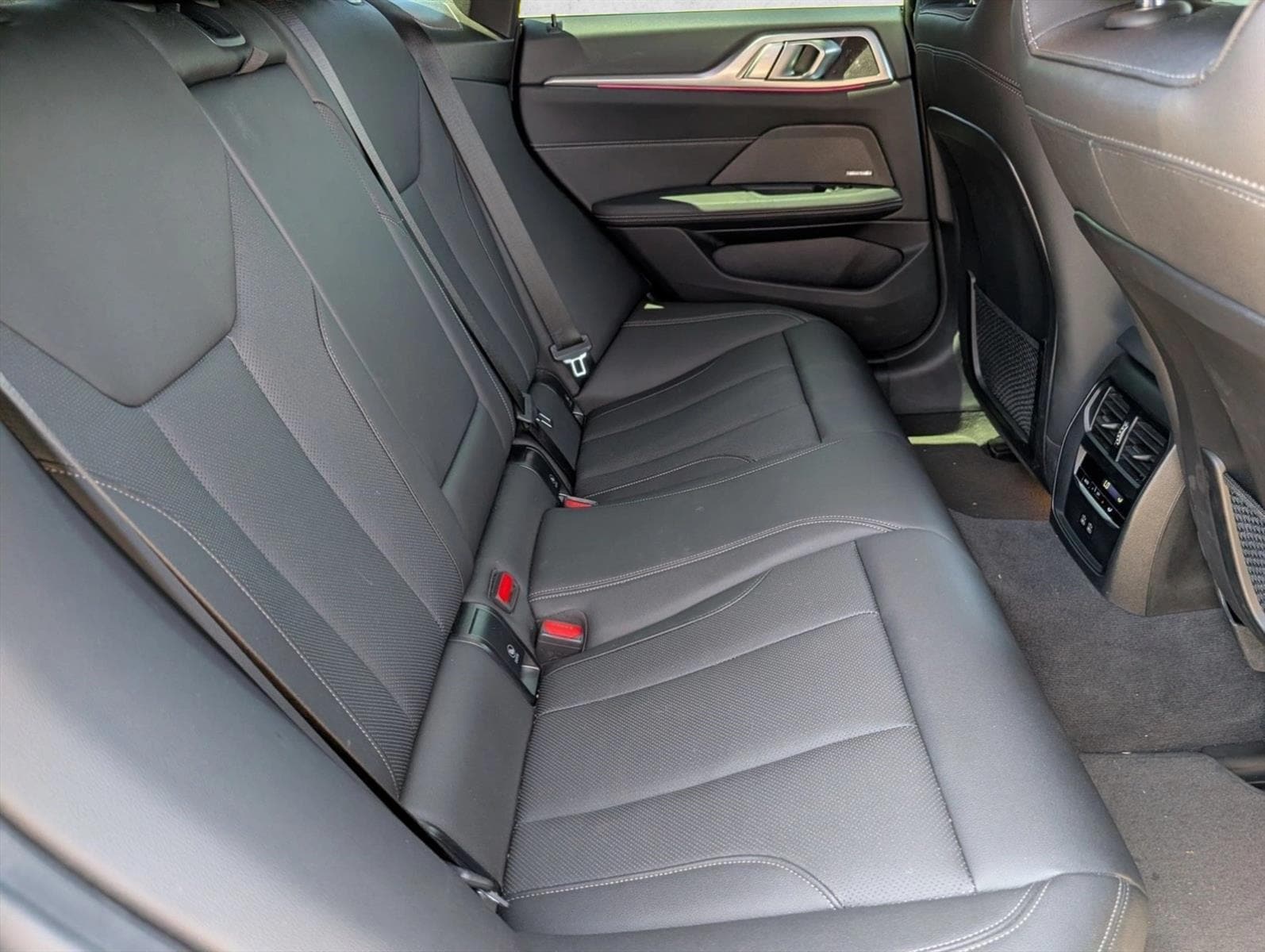 2024 BMW i4 35 - Photo 21