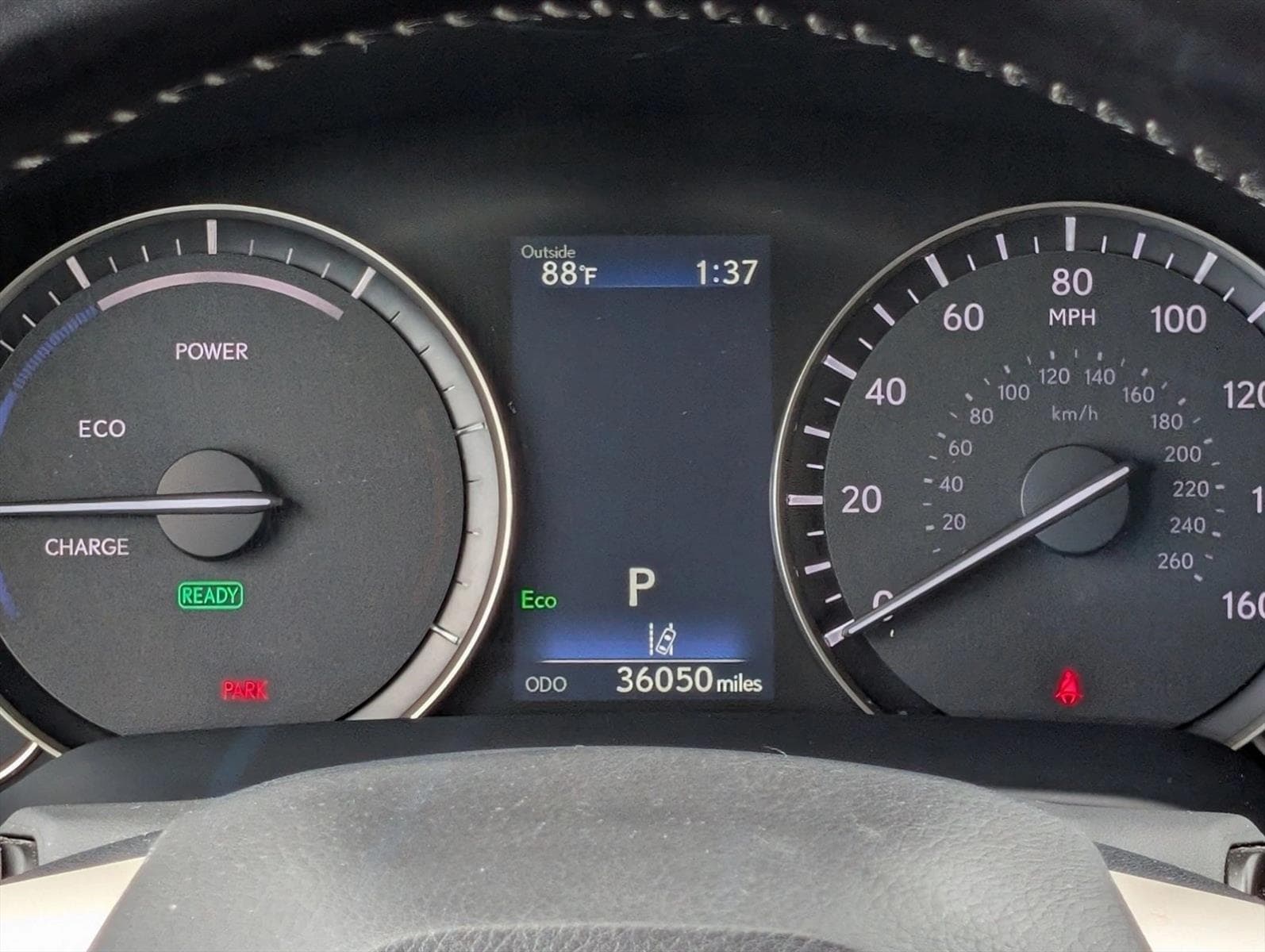 2022 Lexus RX Hybrid 450h - Photo 11
