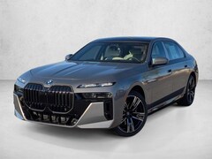 2026 BMW 750e