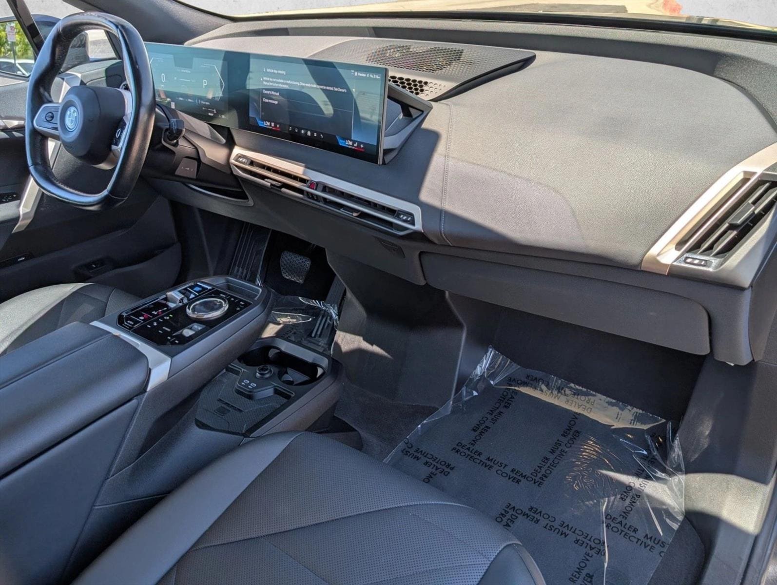 2024 BMW iX Base - Photo 24