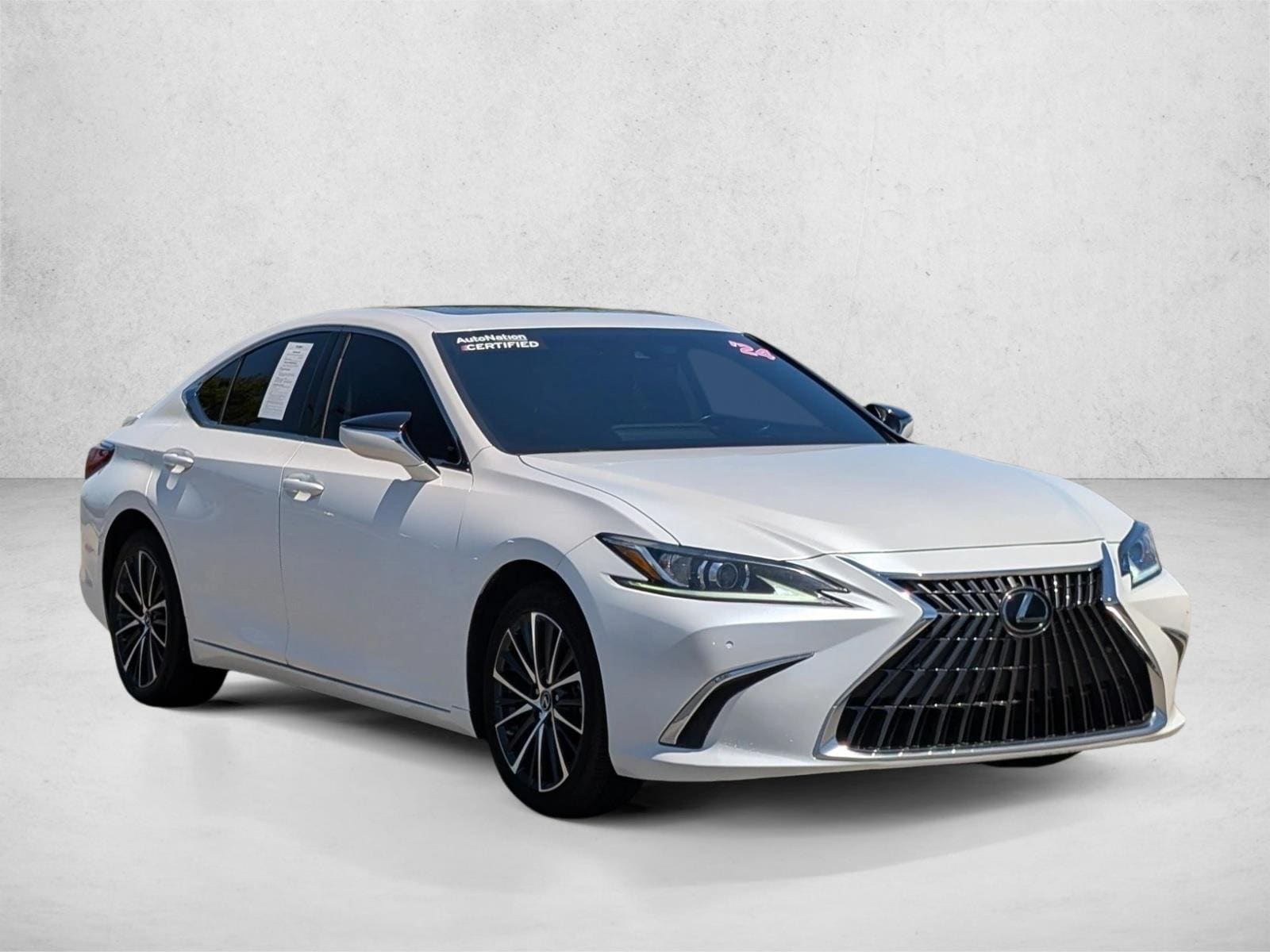 2024 Lexus ES Hybrid 300h - Photo 3