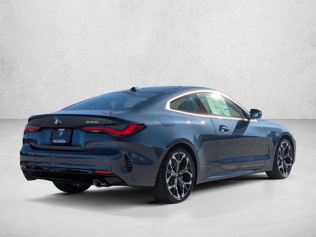 New 2025 BMW 430i Coupe