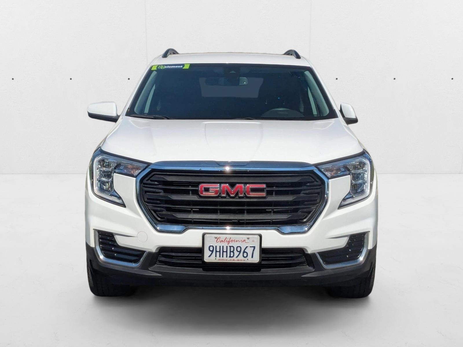 2023 Gmc Terrain SLE photo 2