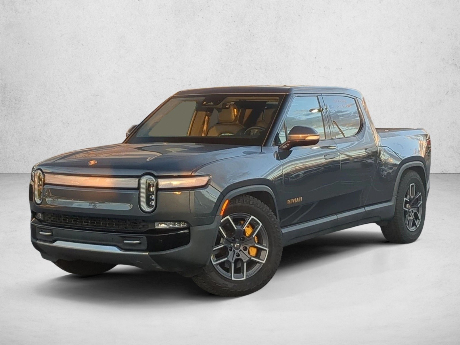 2022 Rivian R1T