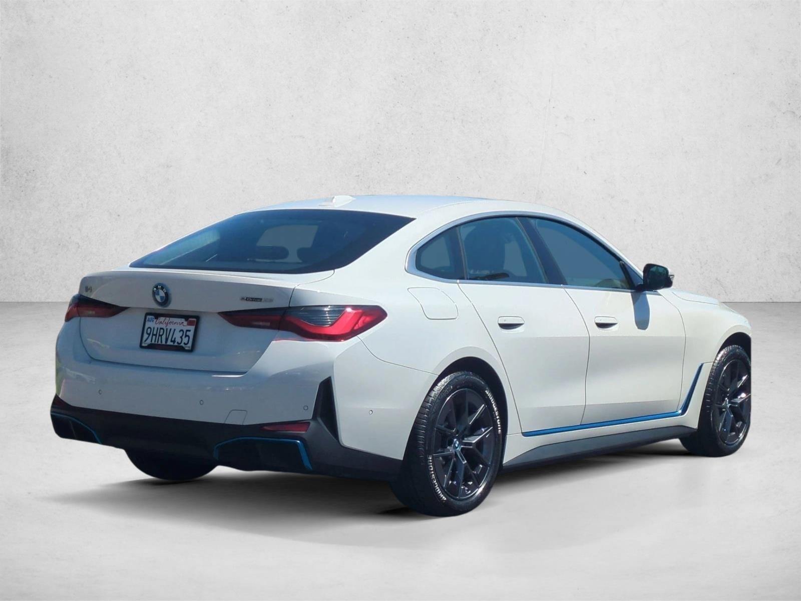 2023 BMW i4 35 - Photo 5