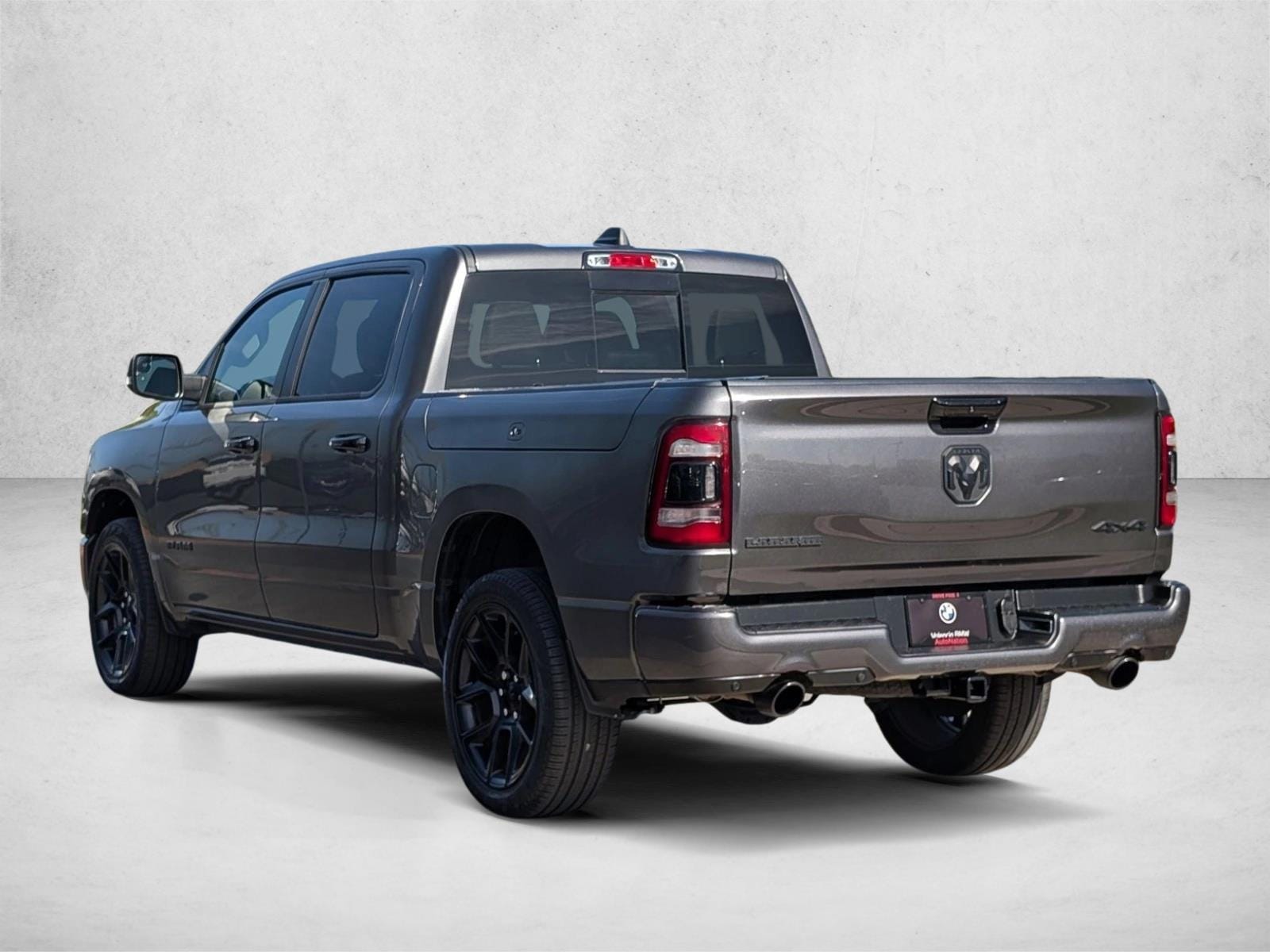 2024 Ram 1500 Laramie photo 3