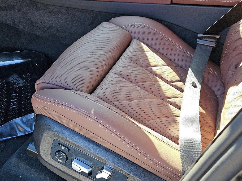 New 2026 BMW X5 PHEV xDrive50e SUV