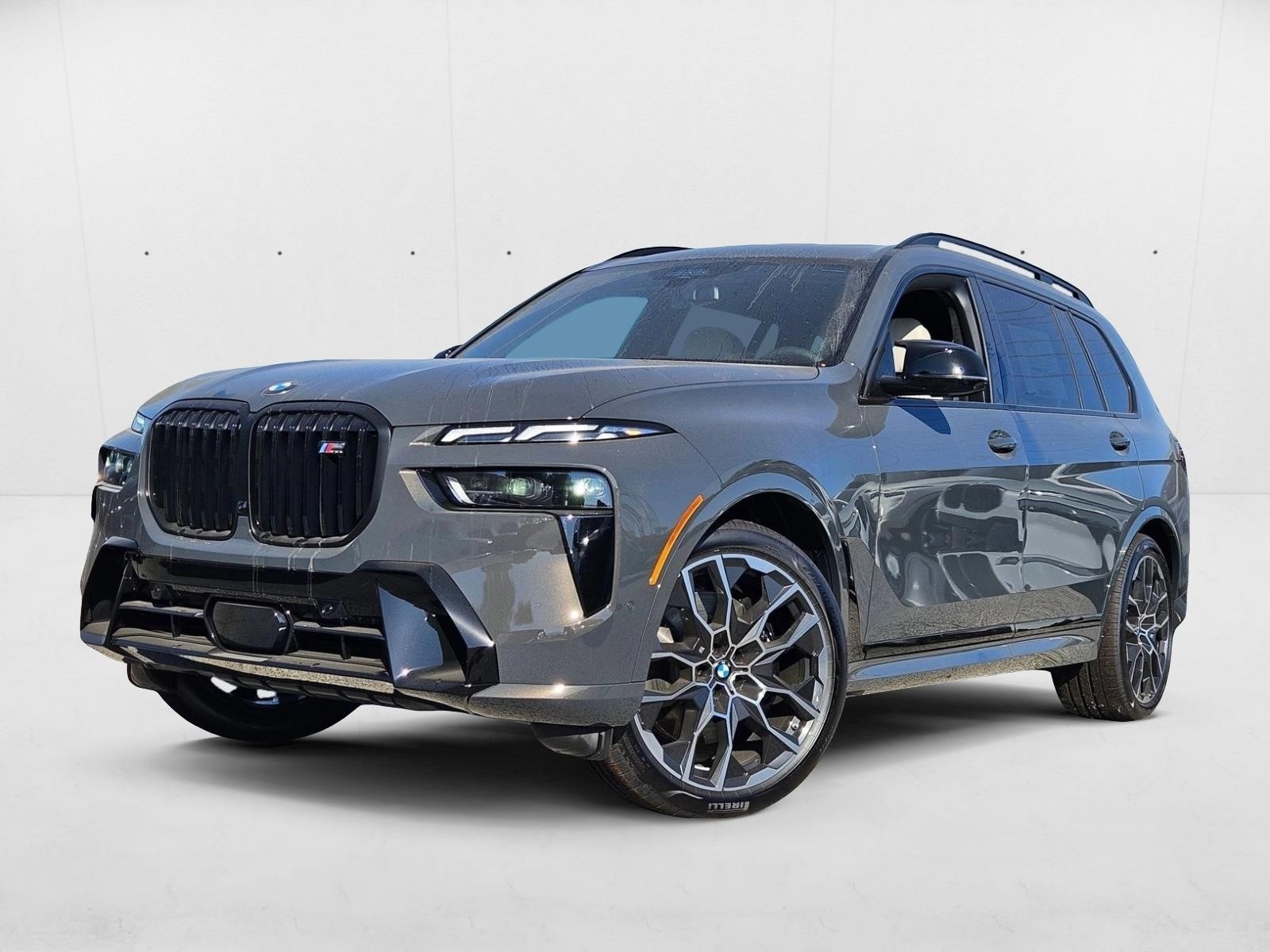 2026 BMW X7 M60i's photo