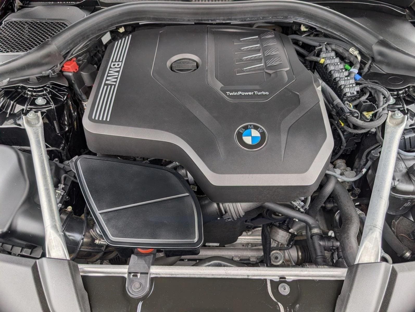 2023 BMW 5 Series 530i - Photo 24