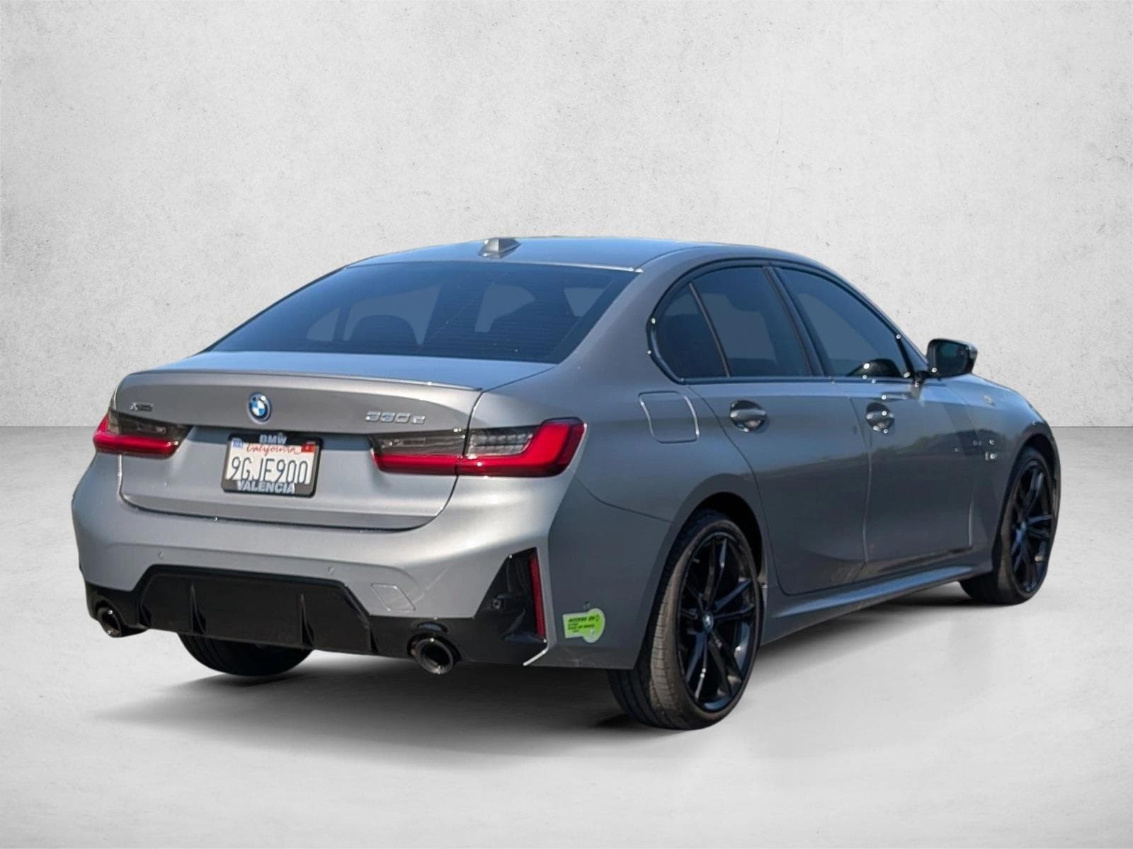 2023 BMW 330e xDrive photo 5