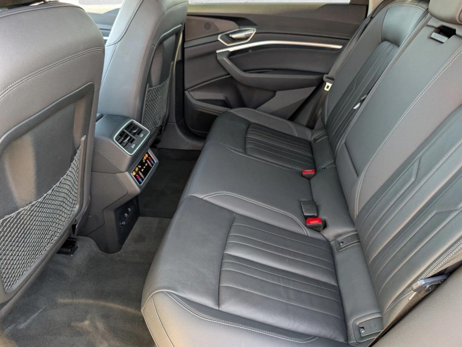 2023 Audi e-tron Premium - Photo 21
