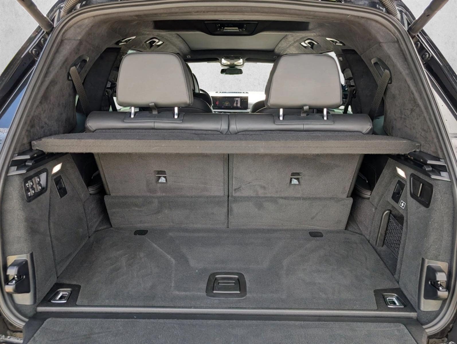 2023 BMW X7 xDrive40i photo 5