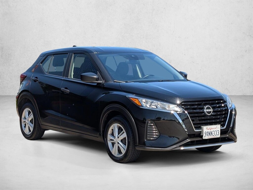 Used 2022 Nissan Kicks S SUV