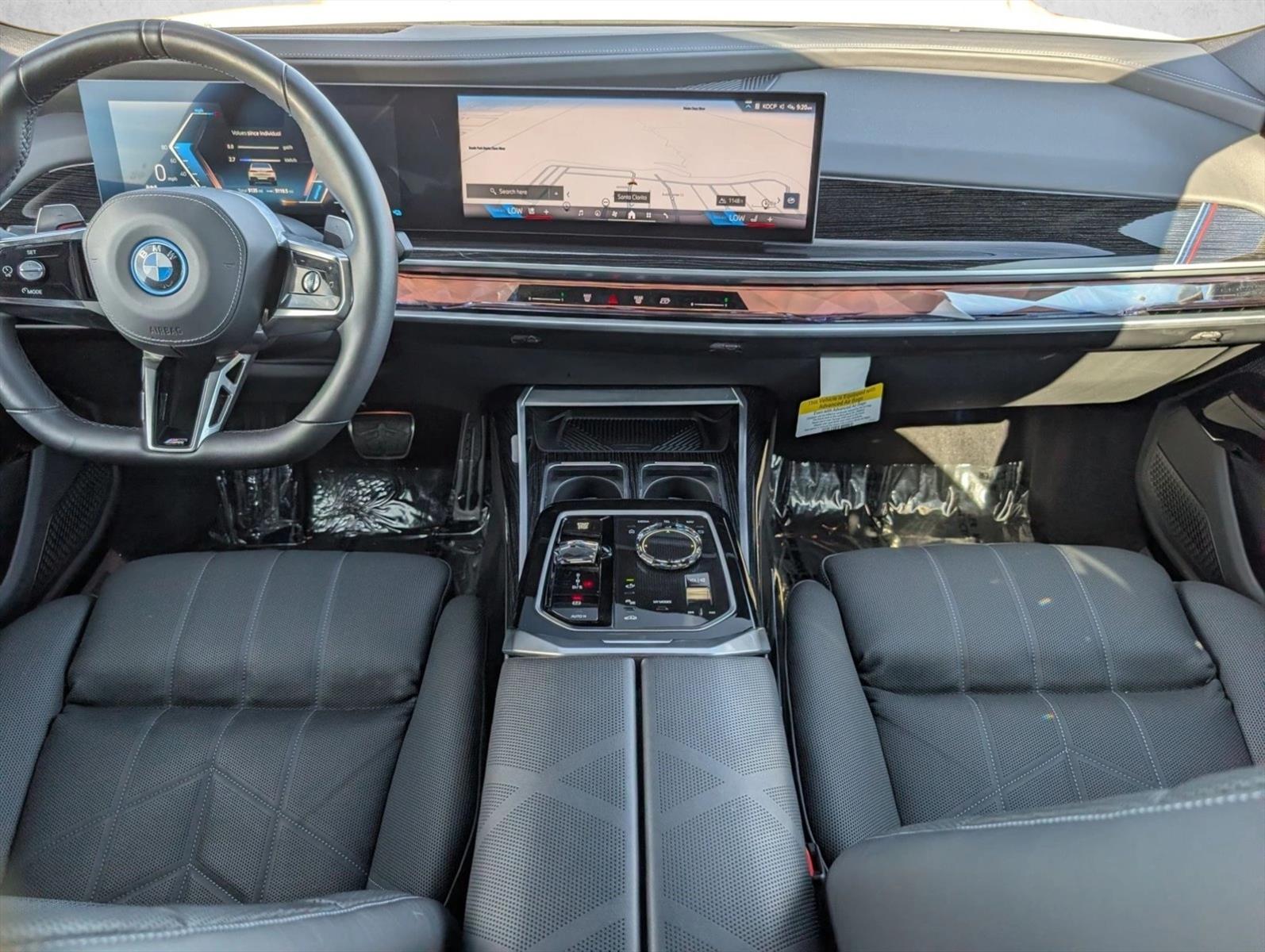 2026 BMW 7 Series 750e - Photo 19