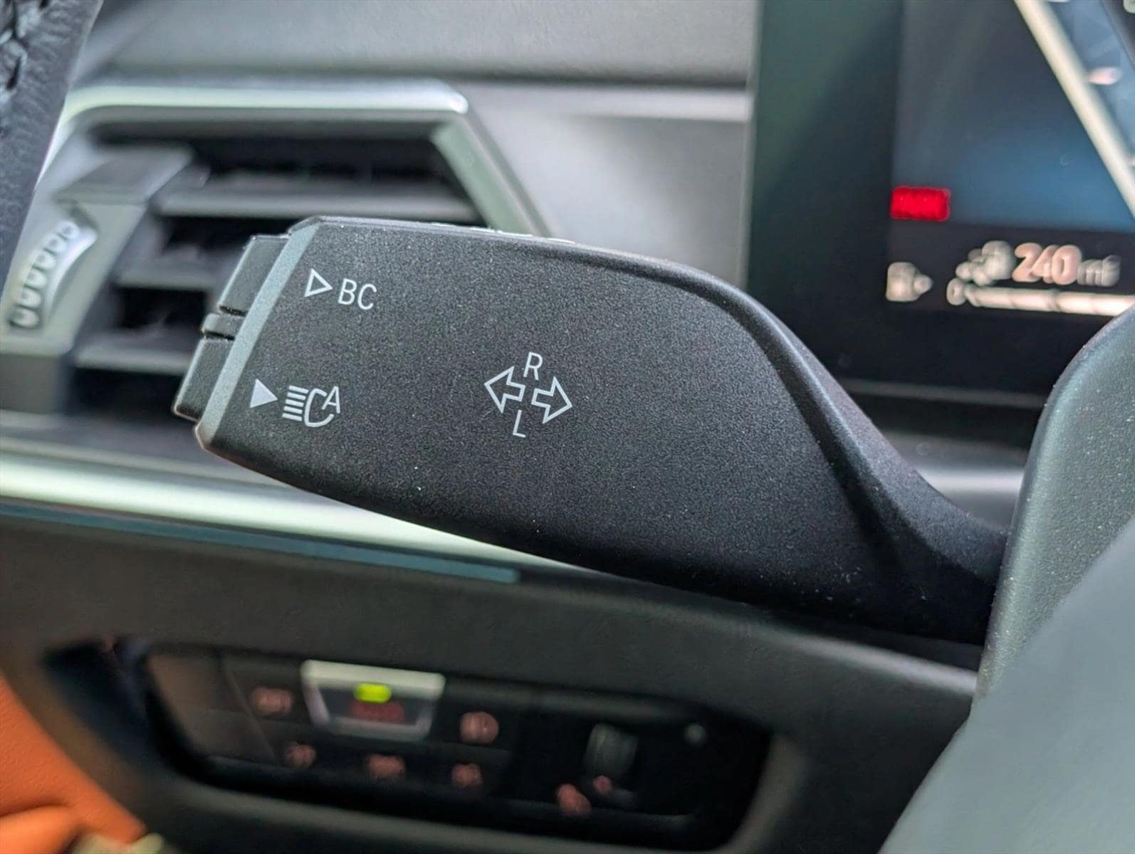 2024 BMW 3 Series 330e - Photo 11