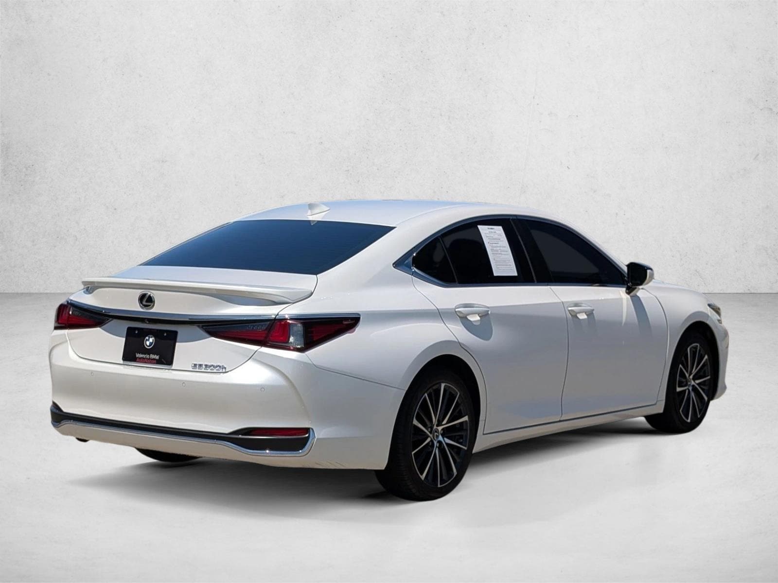 2024 Lexus ES Hybrid 300h - Photo 5