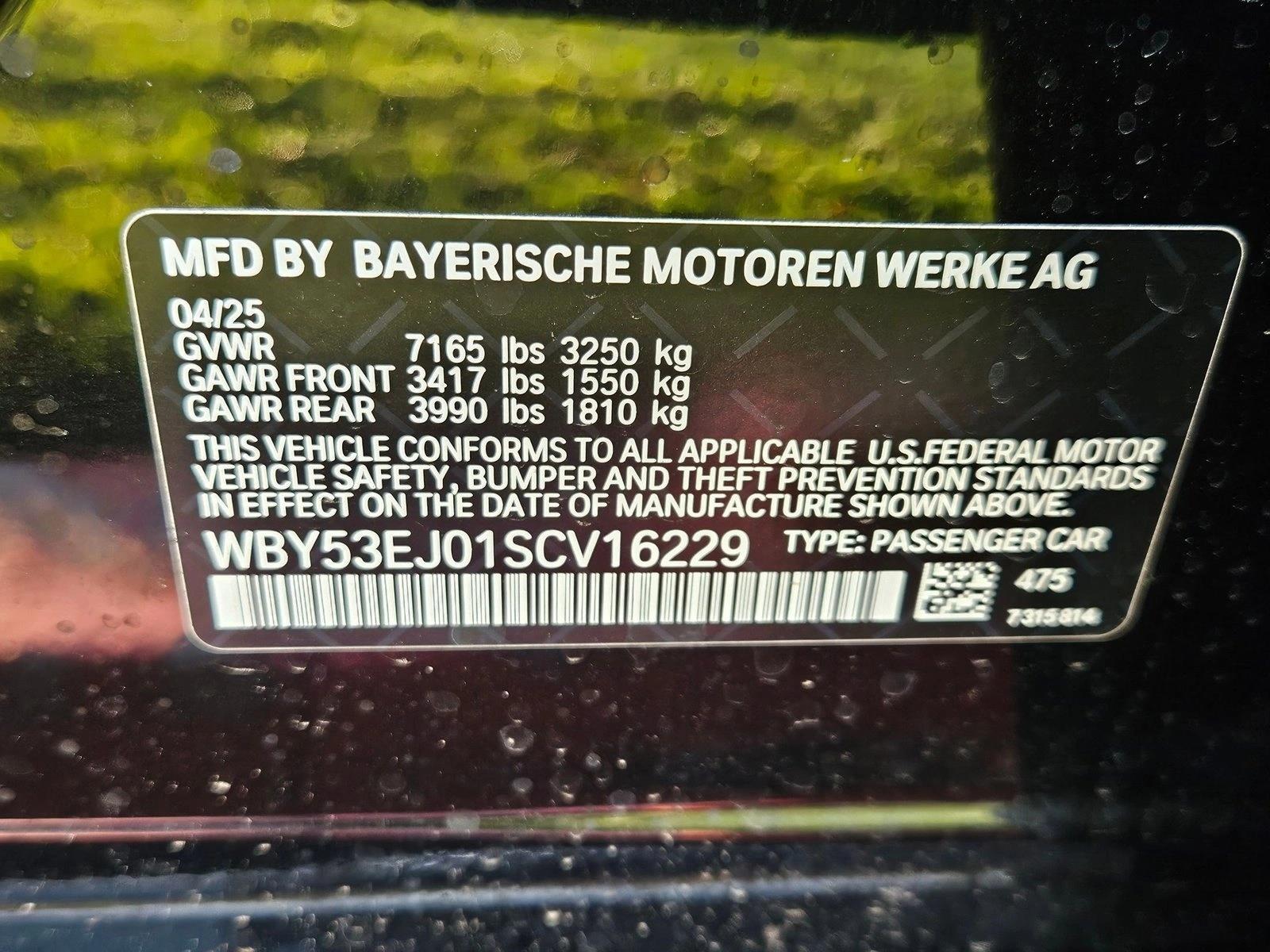 2025 BMW i7 60 - Photo 17