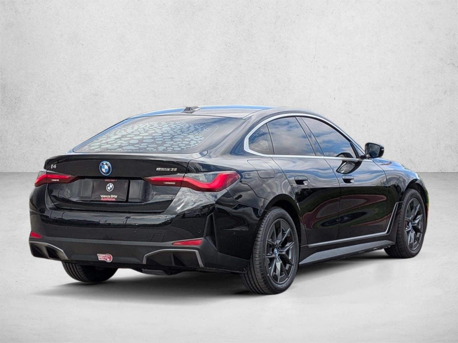 2023 BMW i4 eDrive35 photo 4