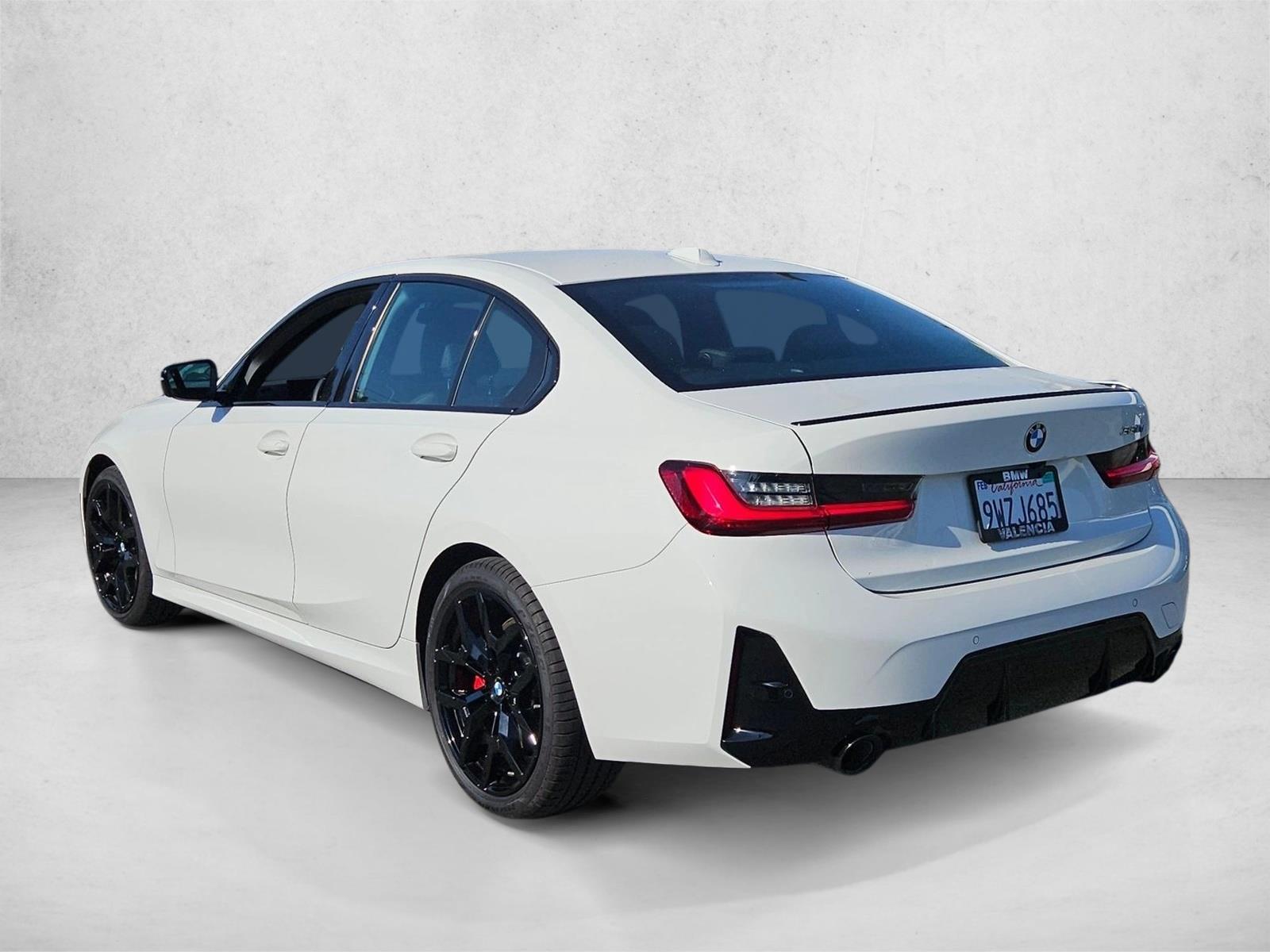 2026 BMW 3 Series 330i - Photo 8