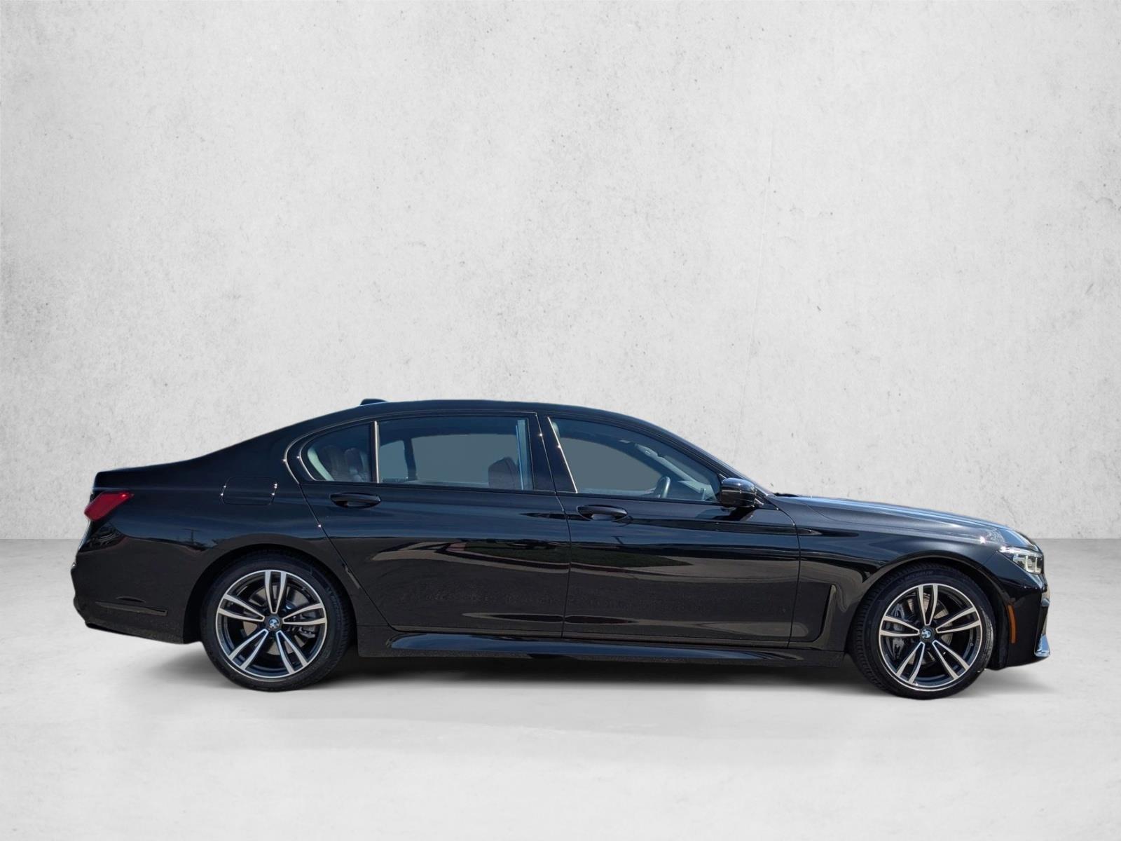 2022 Bmw 740i xDrive Sedan photo 4