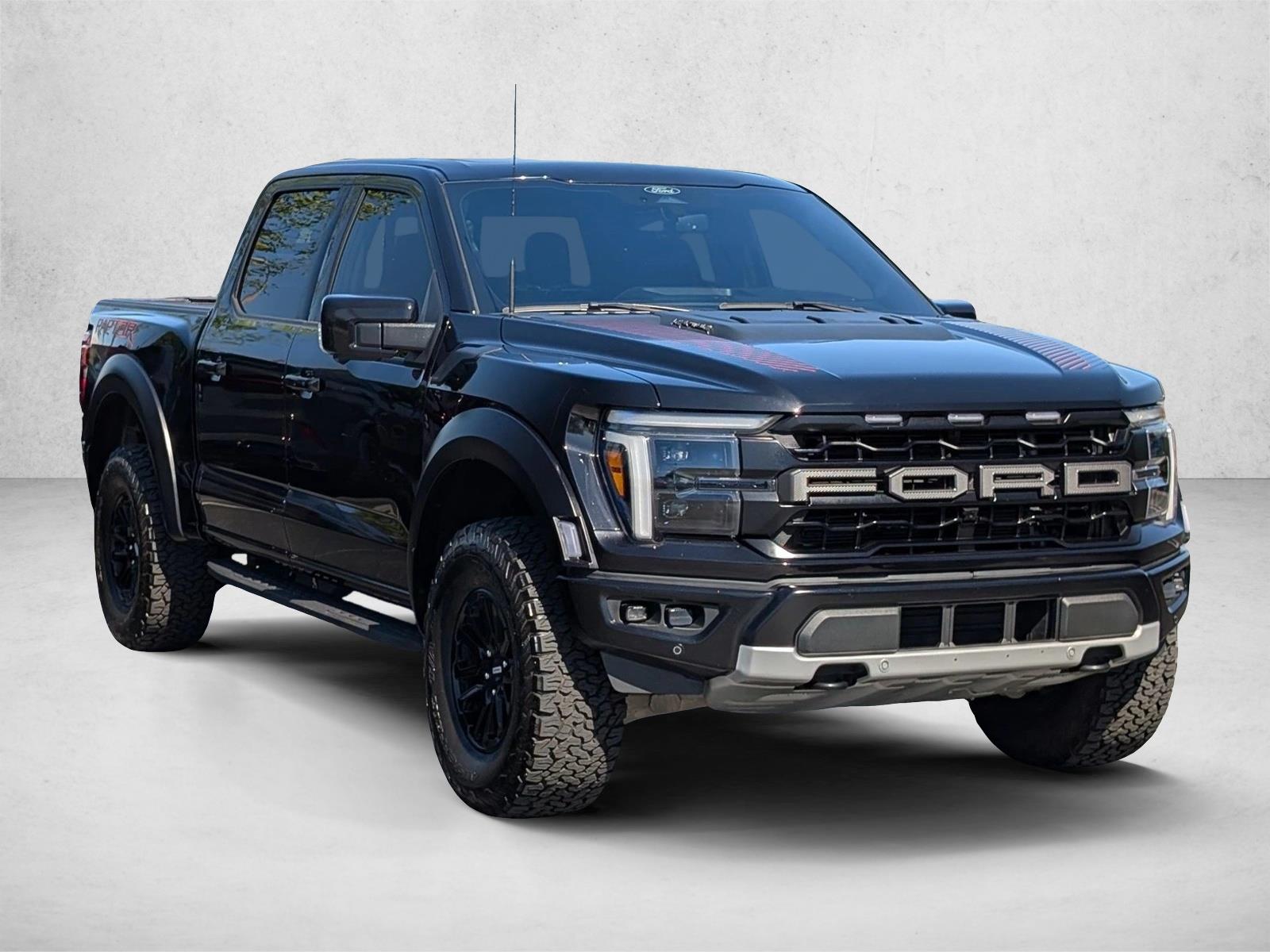 2024 Ford F-150 Raptor photo 2