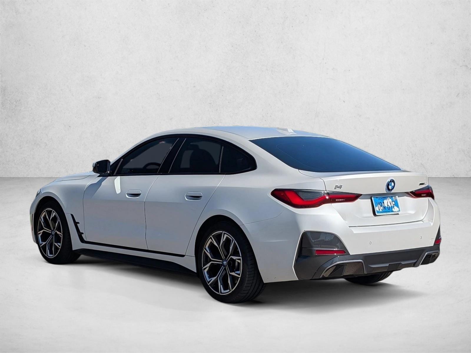2023 BMW i4 40 - Photo 8