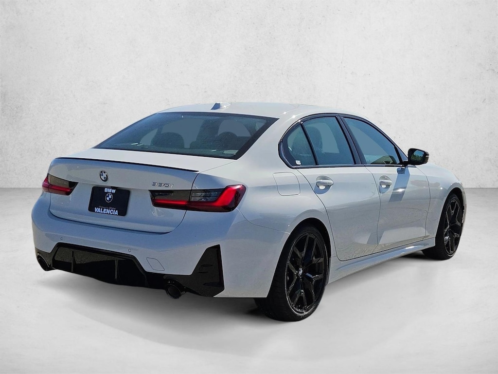 New 2026 BMW 330i Sedan