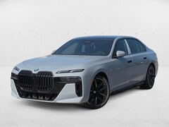 2025 BMW 750e