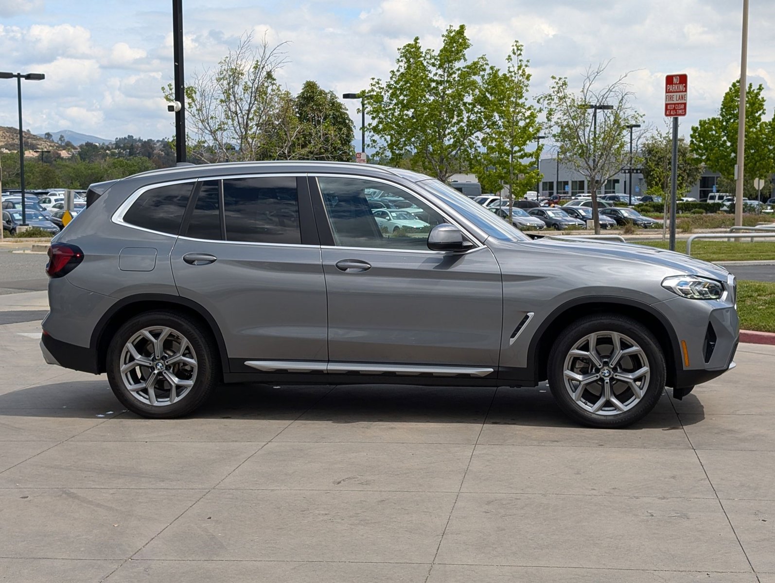 2023 BMW X3 sDrive30i photo 4