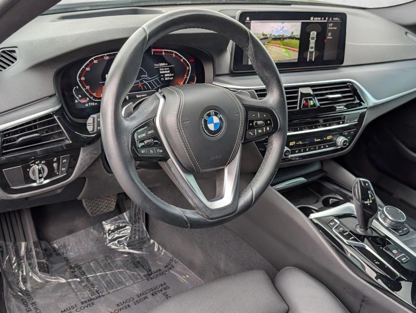 2023 BMW 5 Series 530i - Photo 10