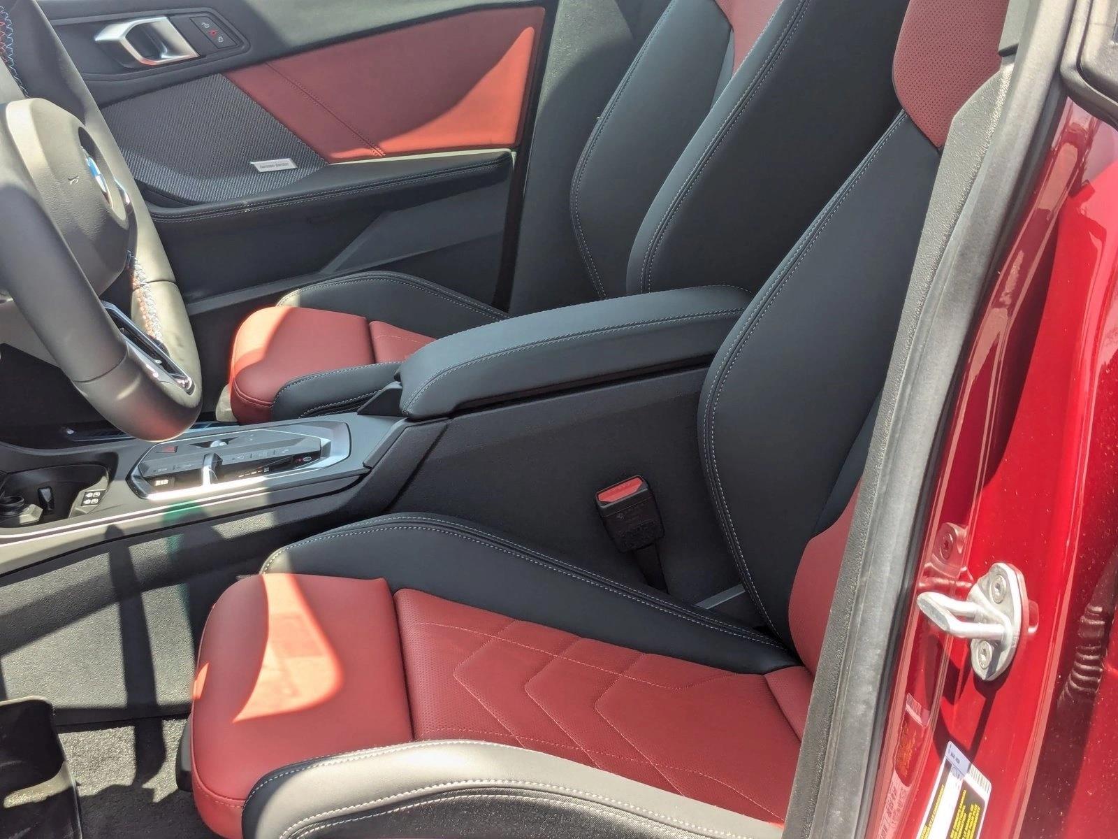 2025 BMW 2 Series M235 - Photo 4