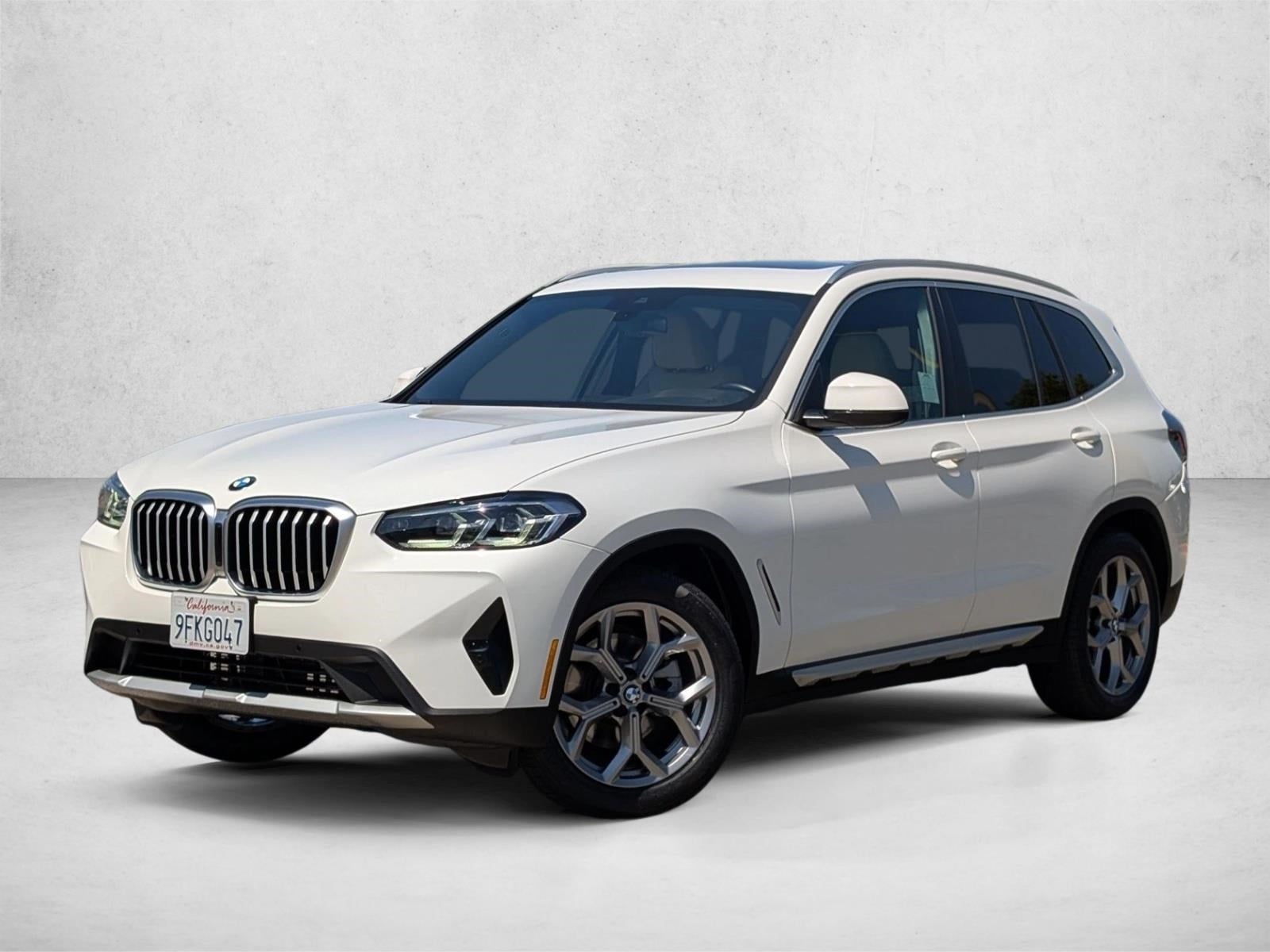 2023 BMW X3 sDrive30i's photo