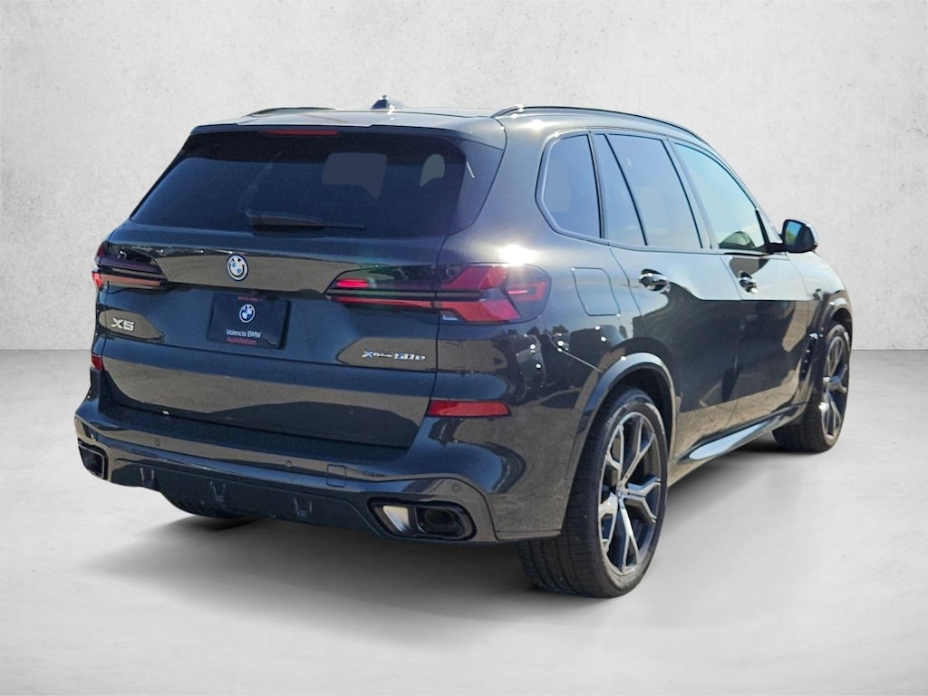 New 2026 BMW X5 PHEV xDrive50e SUV