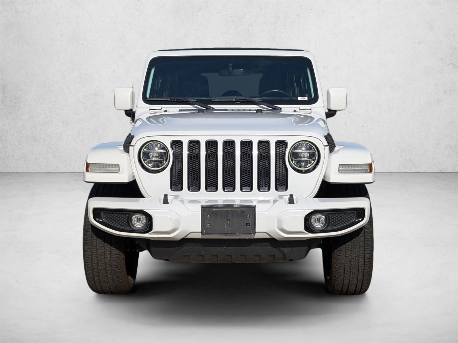 2021 Jeep Wrangler Unlimited Sahara photo 2