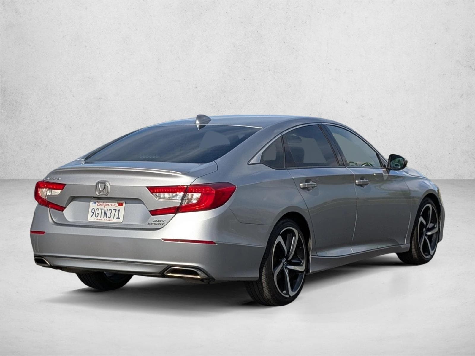 2019 Honda Accord Sport 2.0T photo 5