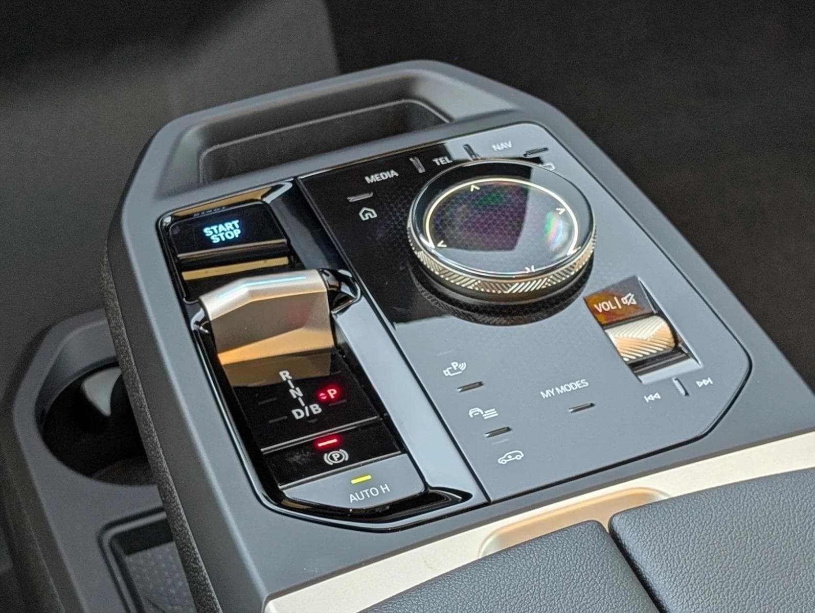 2024 BMW iX Base - Photo 12